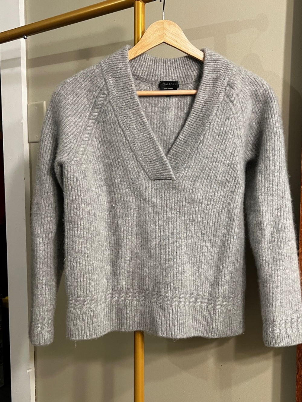 Talbots Light Gray V-Neck Ribbed Sweater